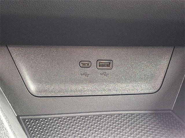 2025 Chevrolet Equinox Vehicle Photo in LEWES, DE 19958-4935