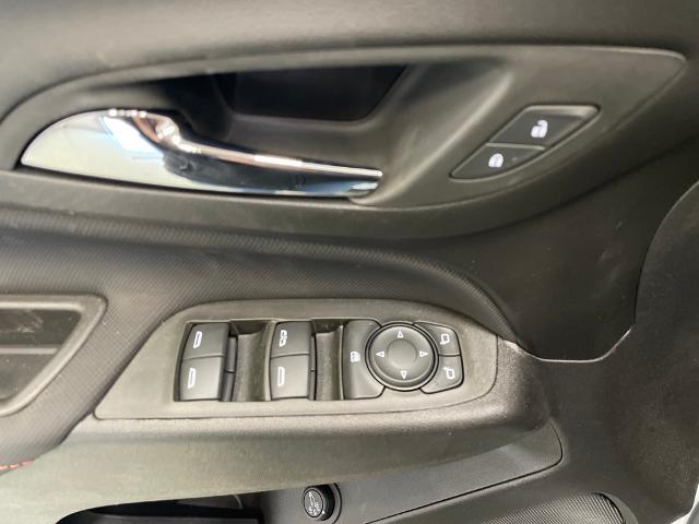 2024 Chevrolet Equinox Vehicle Photo in ROGERS, MN 55374-9422