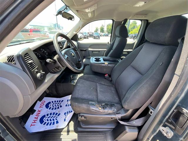 2011 Chevrolet Silverado 1500 Vehicle Photo in ALCOA, TN 37701-3235