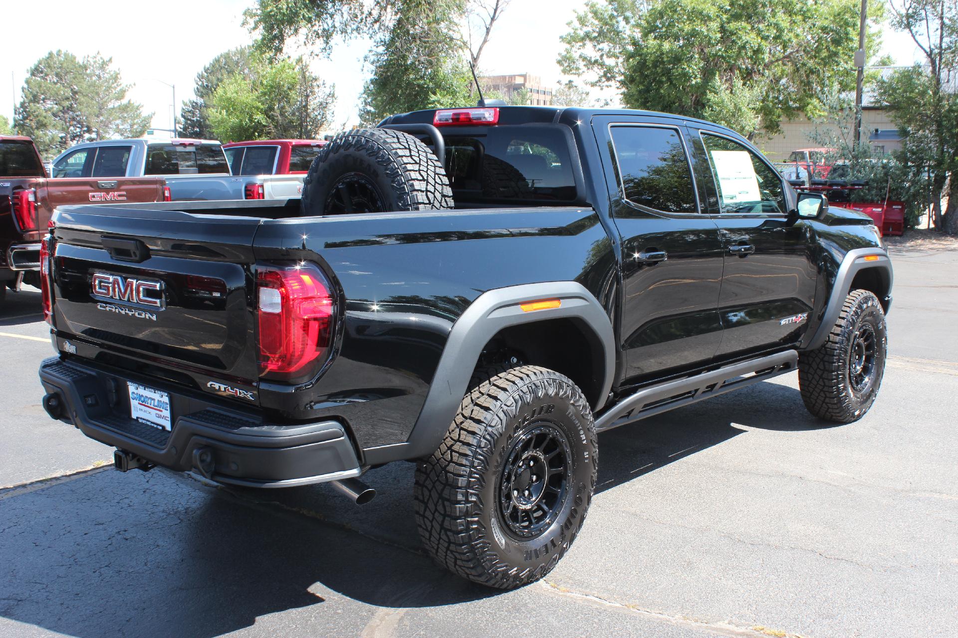 2024 GMC Canyon Vehicle Photo in AURORA, CO 80012-4011