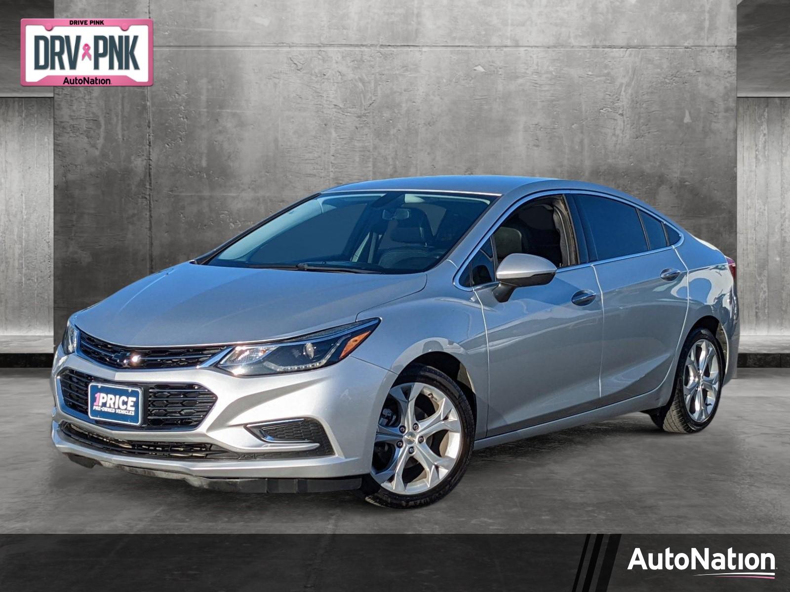 2017 Chevrolet Cruze Vehicle Photo in VALENCIA, CA 91355-1705