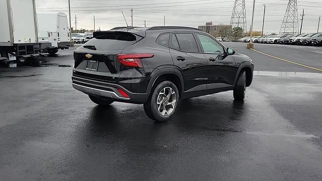 2025 Chevrolet Trax Vehicle Photo in JOLIET, IL 60435-8135