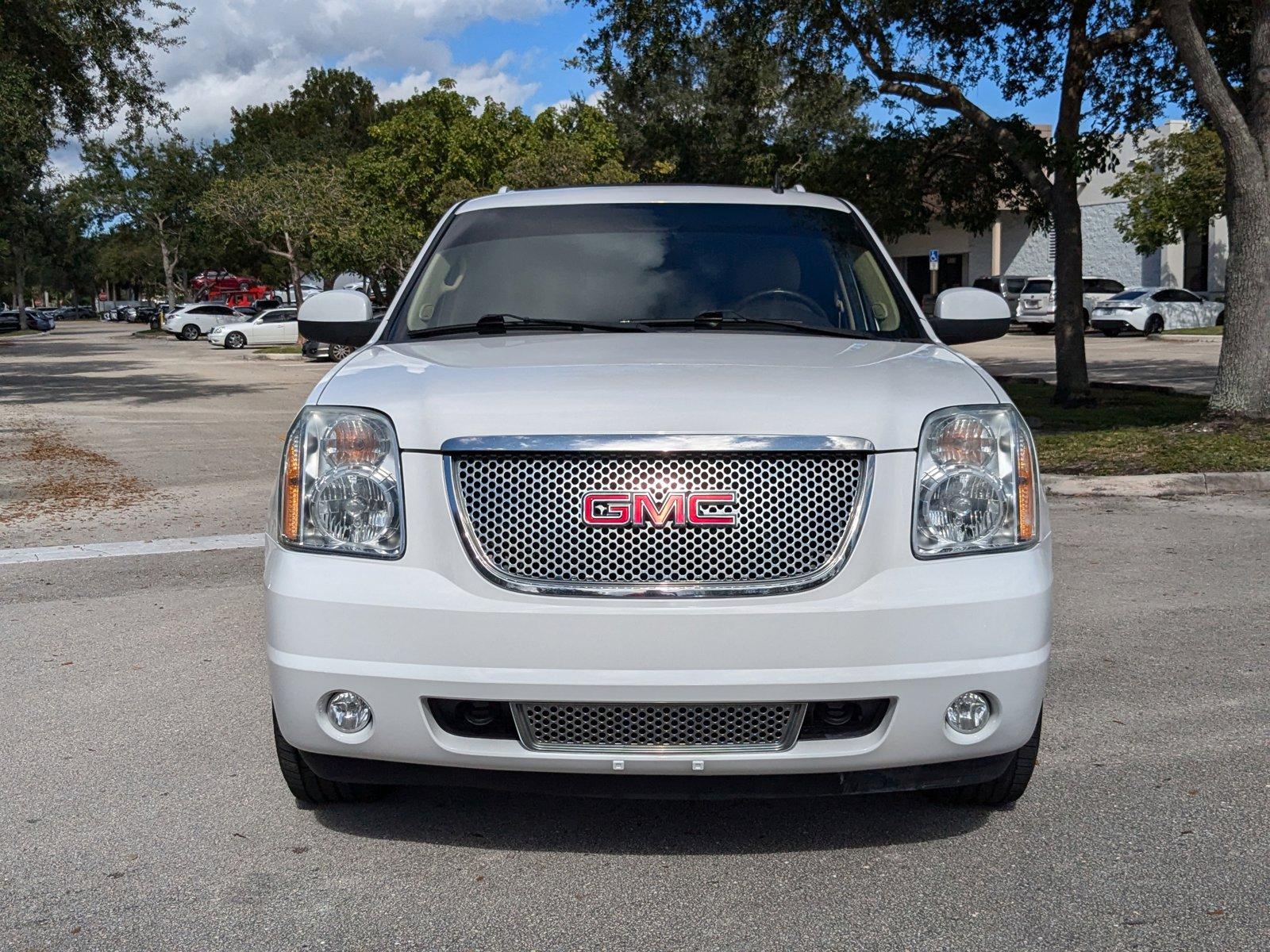 2011 GMC Yukon Vehicle Photo in West Palm Beach, FL 33417