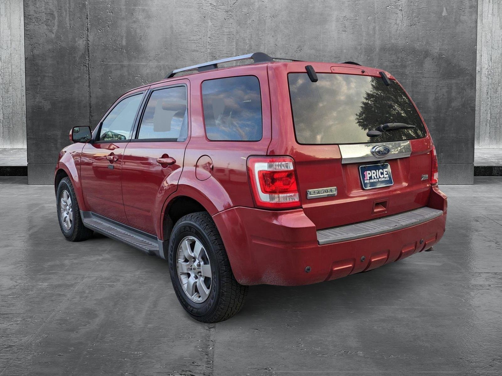 2011 Ford Escape Vehicle Photo in Jacksonville, FL 32244