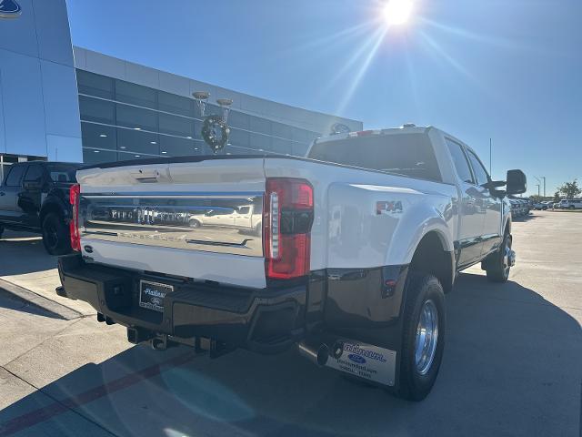 2024 Ford Super Duty F-350 DRW Vehicle Photo in Terrell, TX 75160