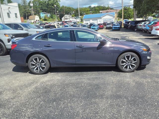 2025 Chevrolet Malibu Vehicle Photo in INDIANA, PA 15701-1897