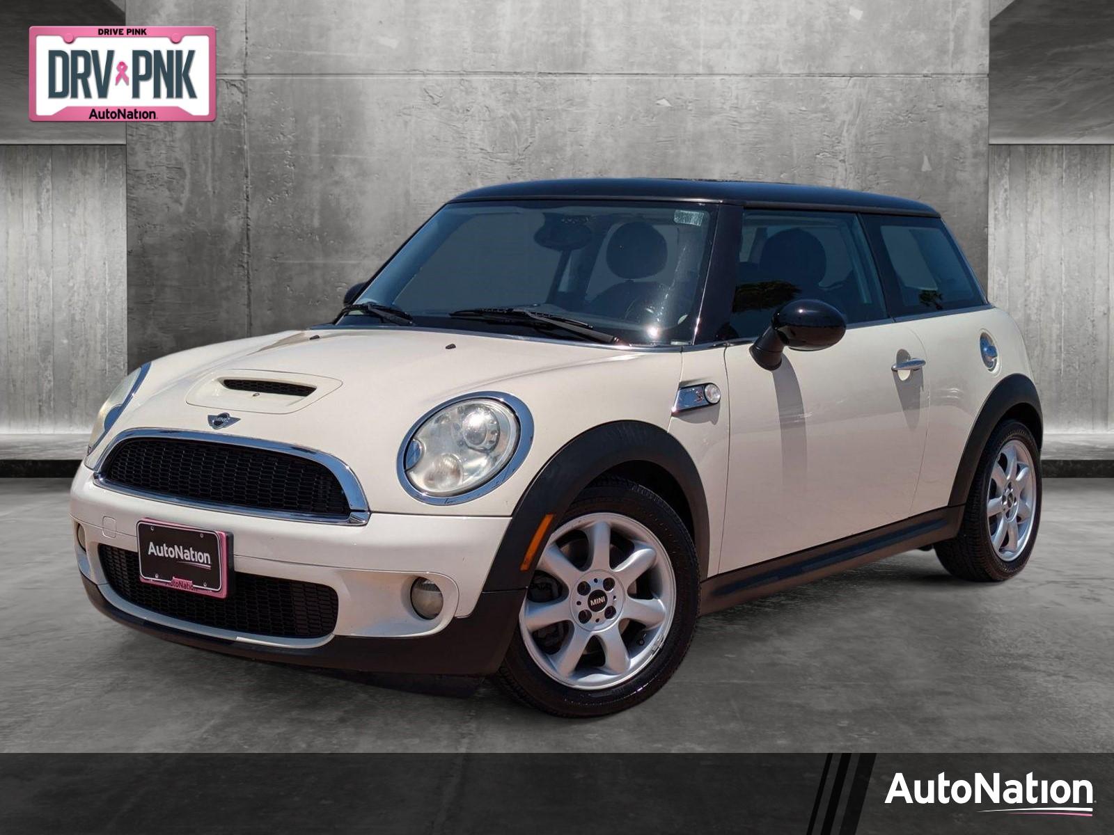 2010 MINI Cooper S Hardtop Vehicle Photo in Tustin, CA 92782