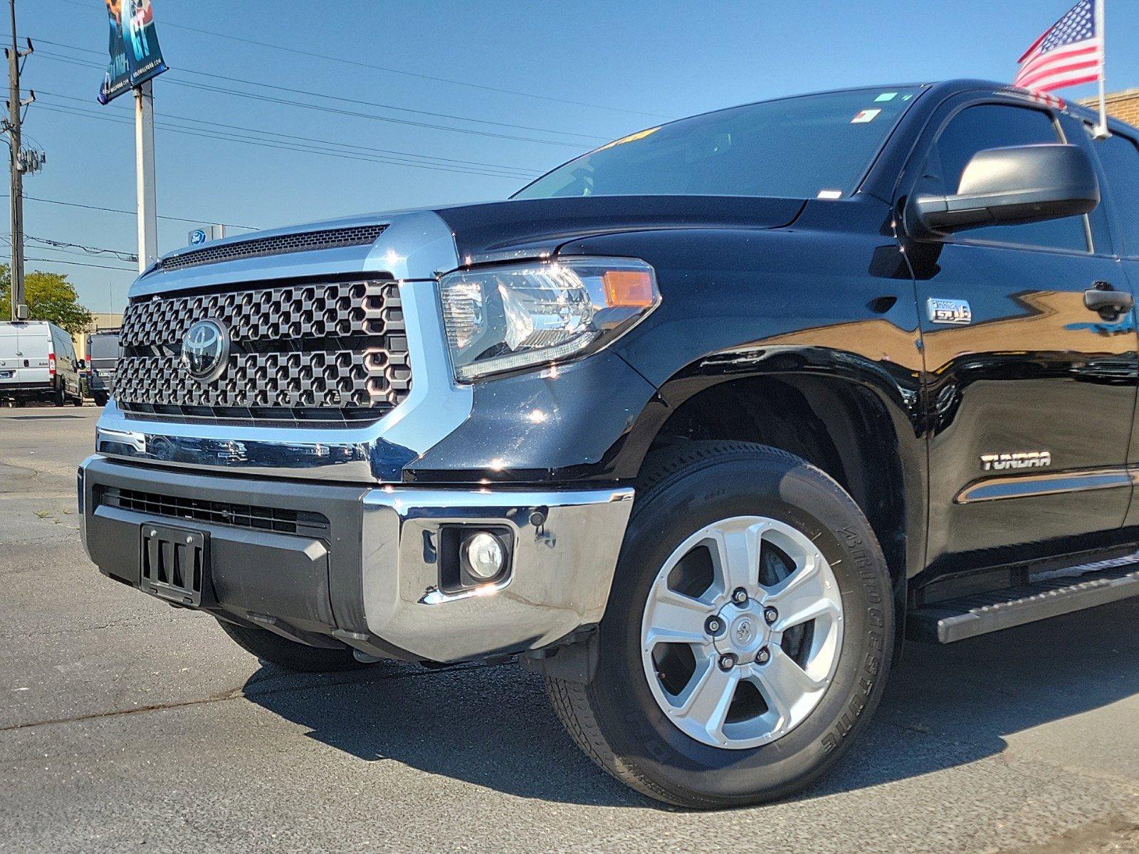 2021 Toyota Tundra 4WD Vehicle Photo in Saint Charles, IL 60174