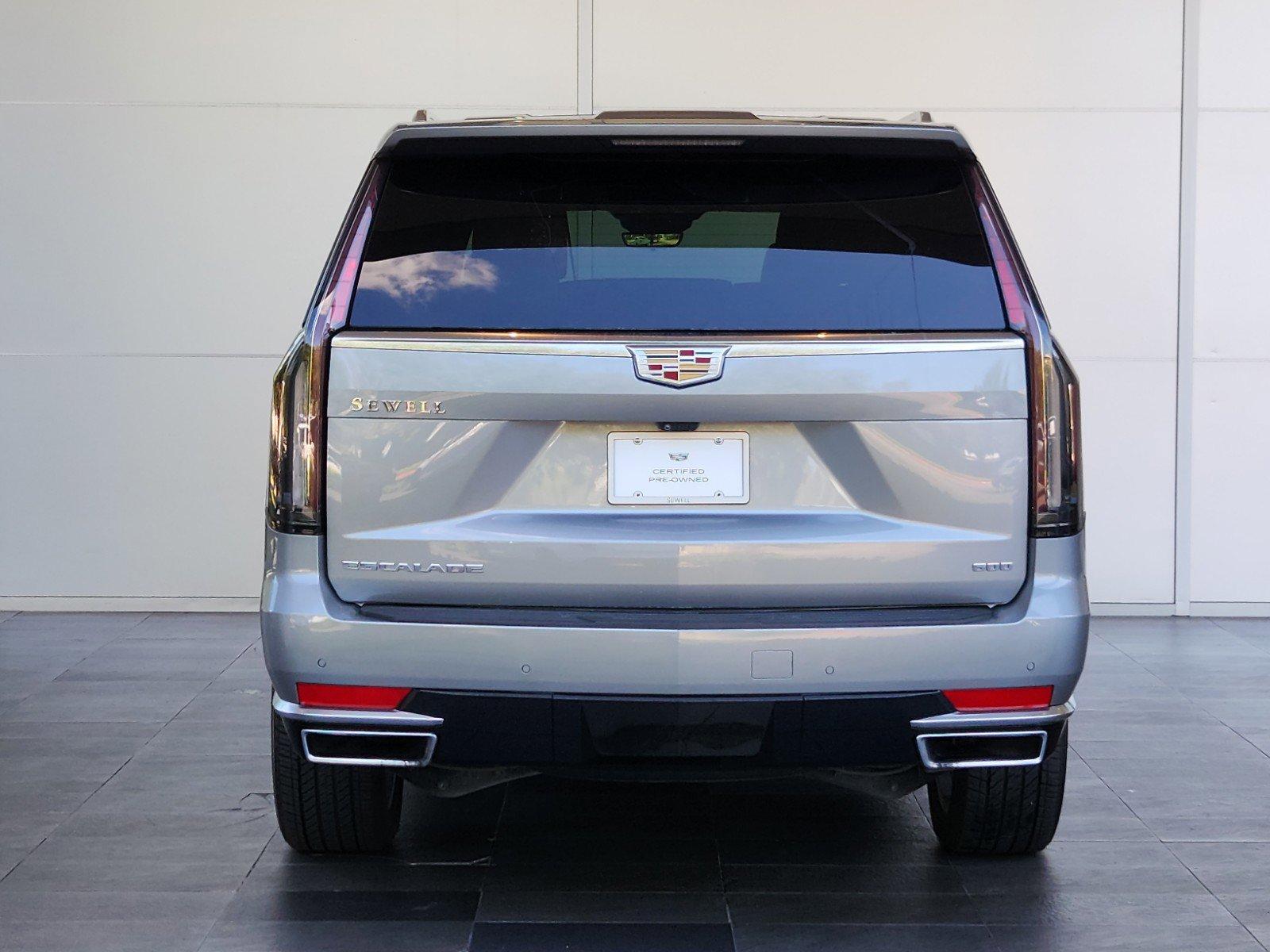 2024 Cadillac Escalade ESV Vehicle Photo in HOUSTON, TX 77079-1502