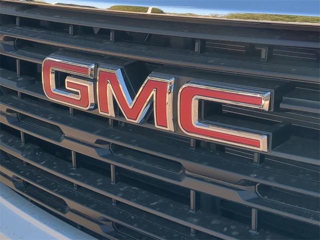 2025 GMC Sierra 1500 Vehicle Photo in GOODYEAR, AZ 85338-1310