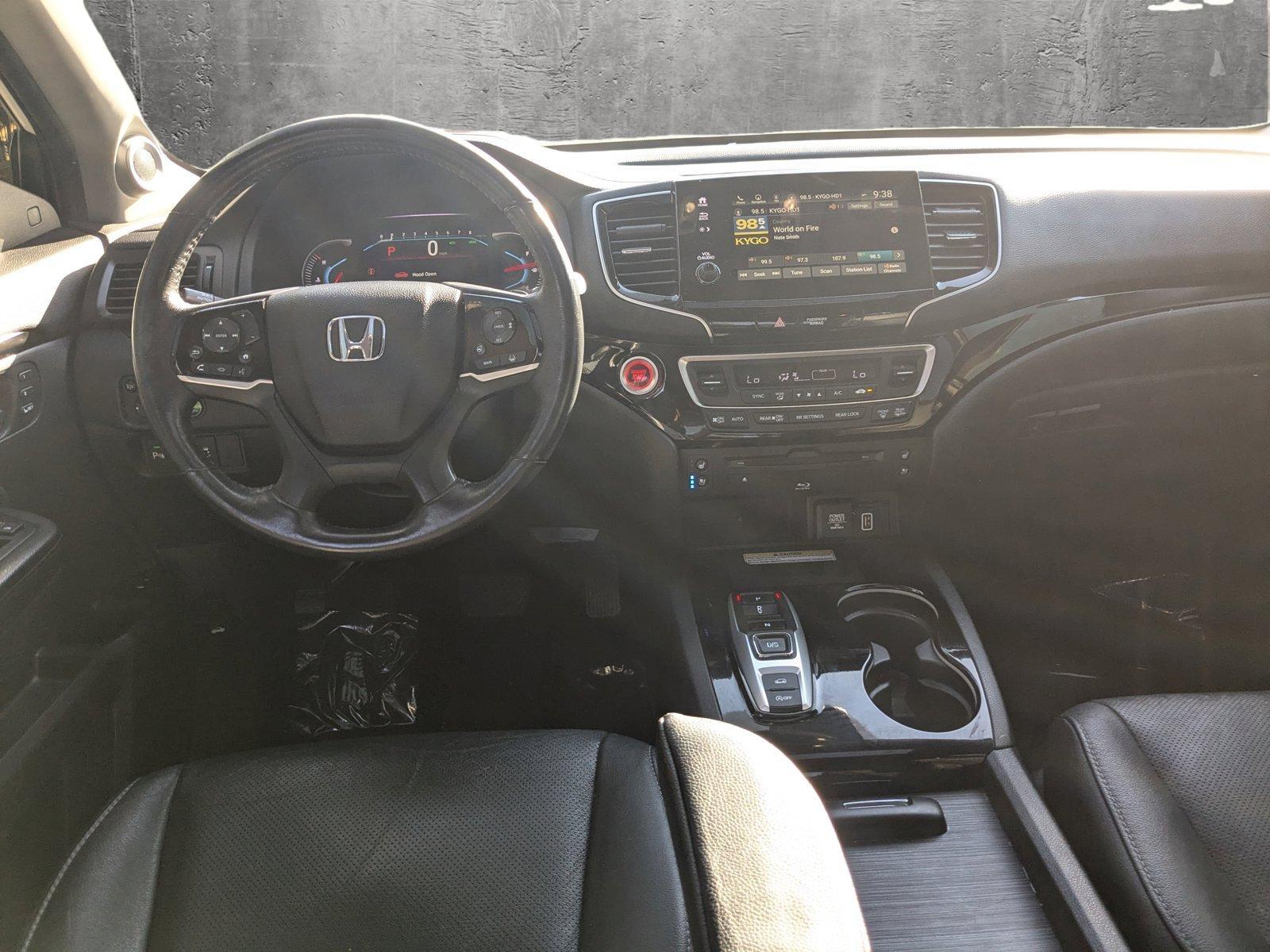 2019 Honda Pilot Vehicle Photo in LONE TREE, CO 80124-2750