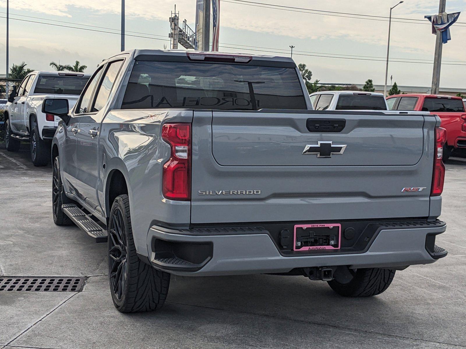 2024 Chevrolet Silverado 1500 Vehicle Photo in MIAMI, FL 33172-3015