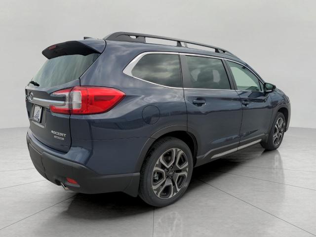 2024 Subaru Ascent Vehicle Photo in Green Bay, WI 54304