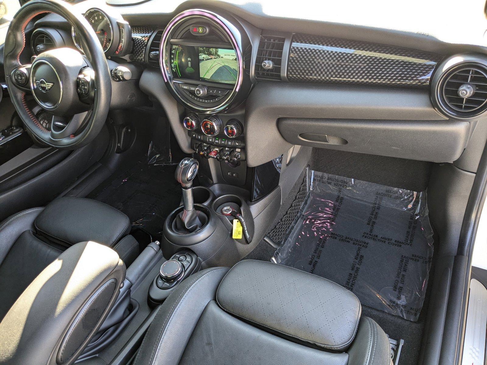 2019 MINI Cooper S Hardtop Vehicle Photo in Panama City, FL 32401