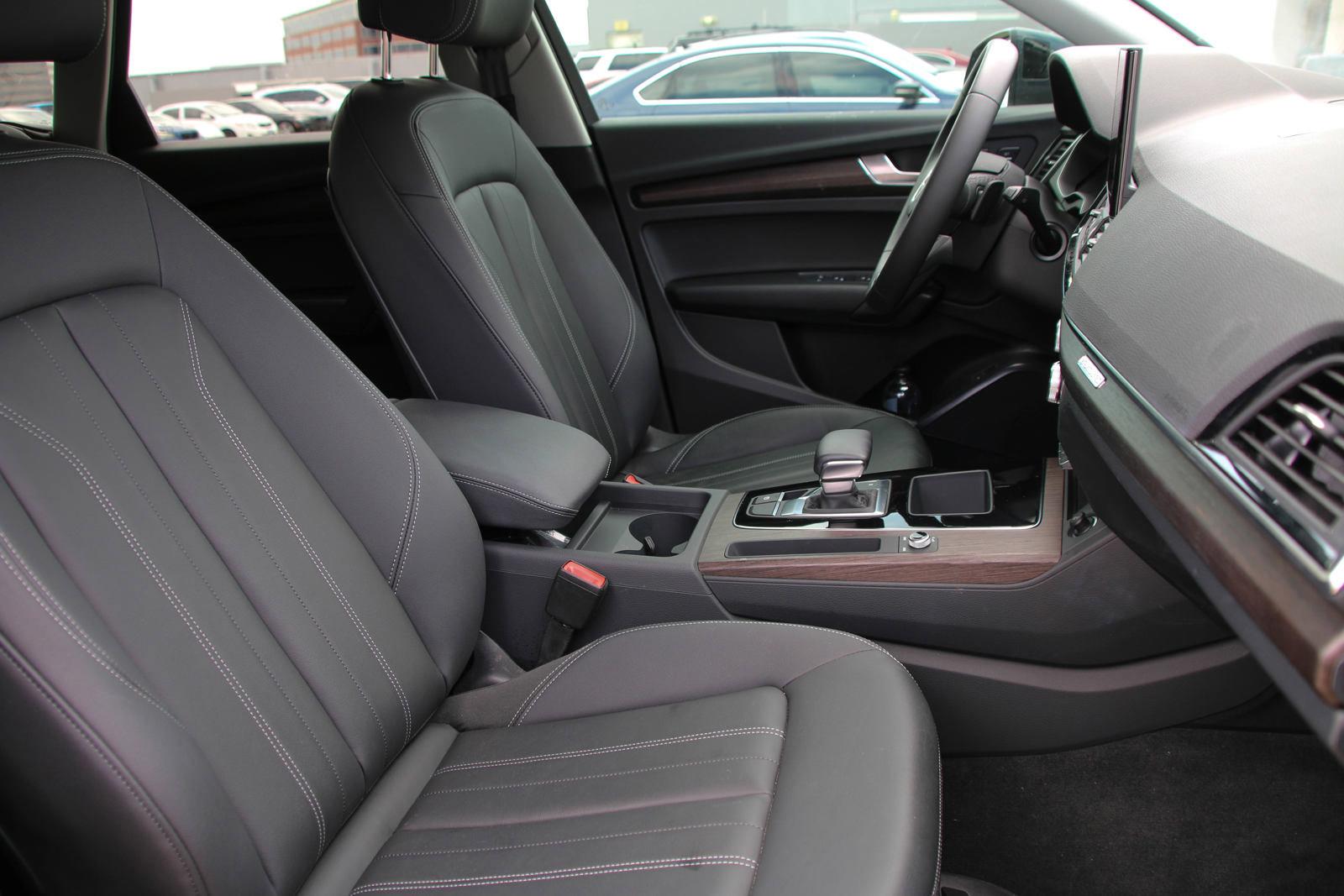 2023 Audi Q5 Vehicle Photo in SUGAR LAND, TX 77478