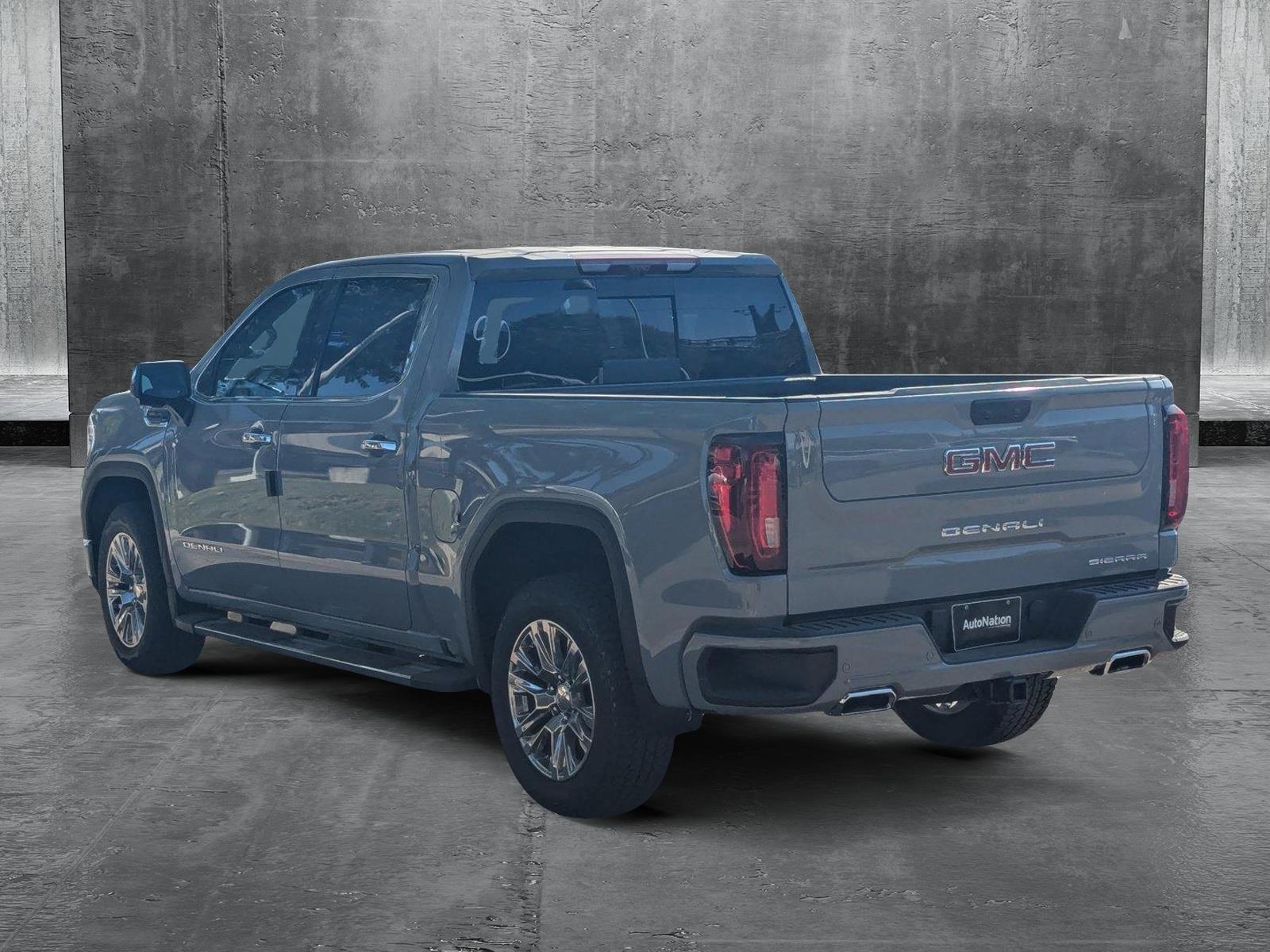 2025 GMC Sierra 1500 Vehicle Photo in LONE TREE, CO 80124-2750