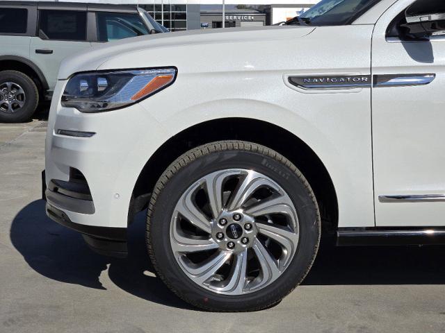 2024 Lincoln Navigator Vehicle Photo in Stephenville, TX 76401-3713