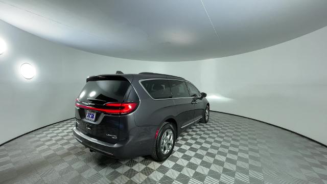 2022 Chrysler Pacifica Vehicle Photo in GILBERT, AZ 85297-0402