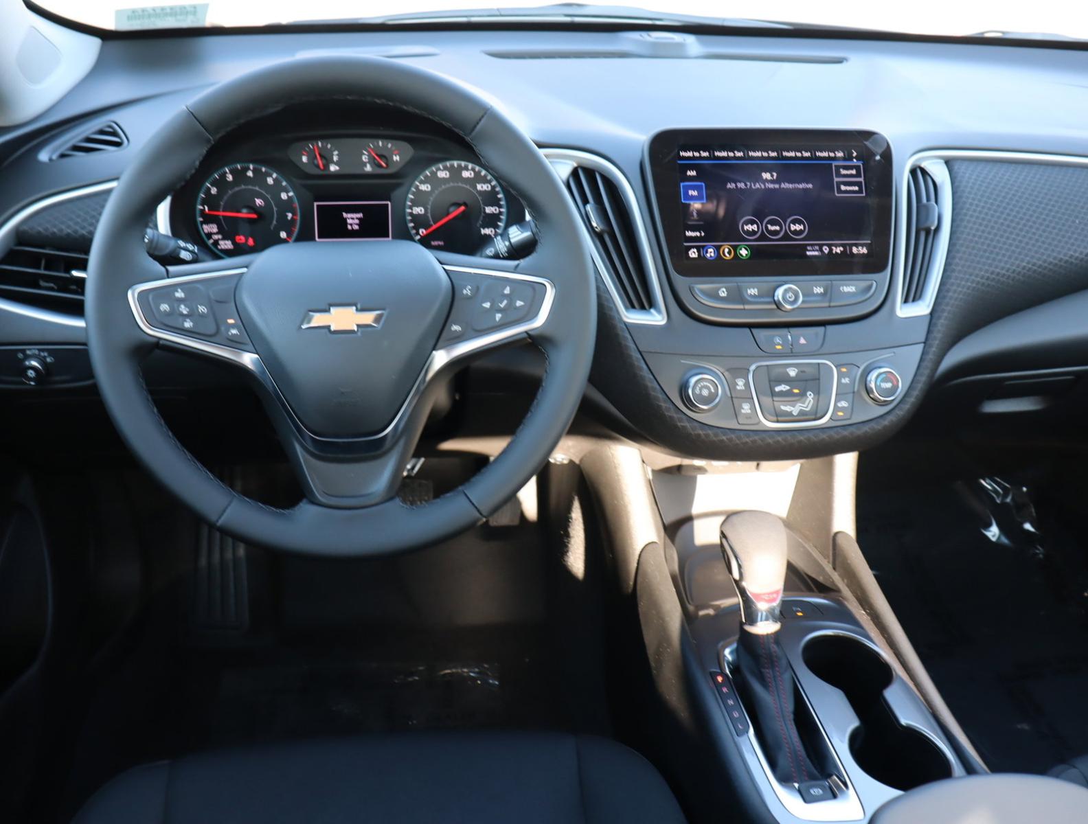 2025 Chevrolet Malibu Vehicle Photo in LOS ANGELES, CA 90007-3794