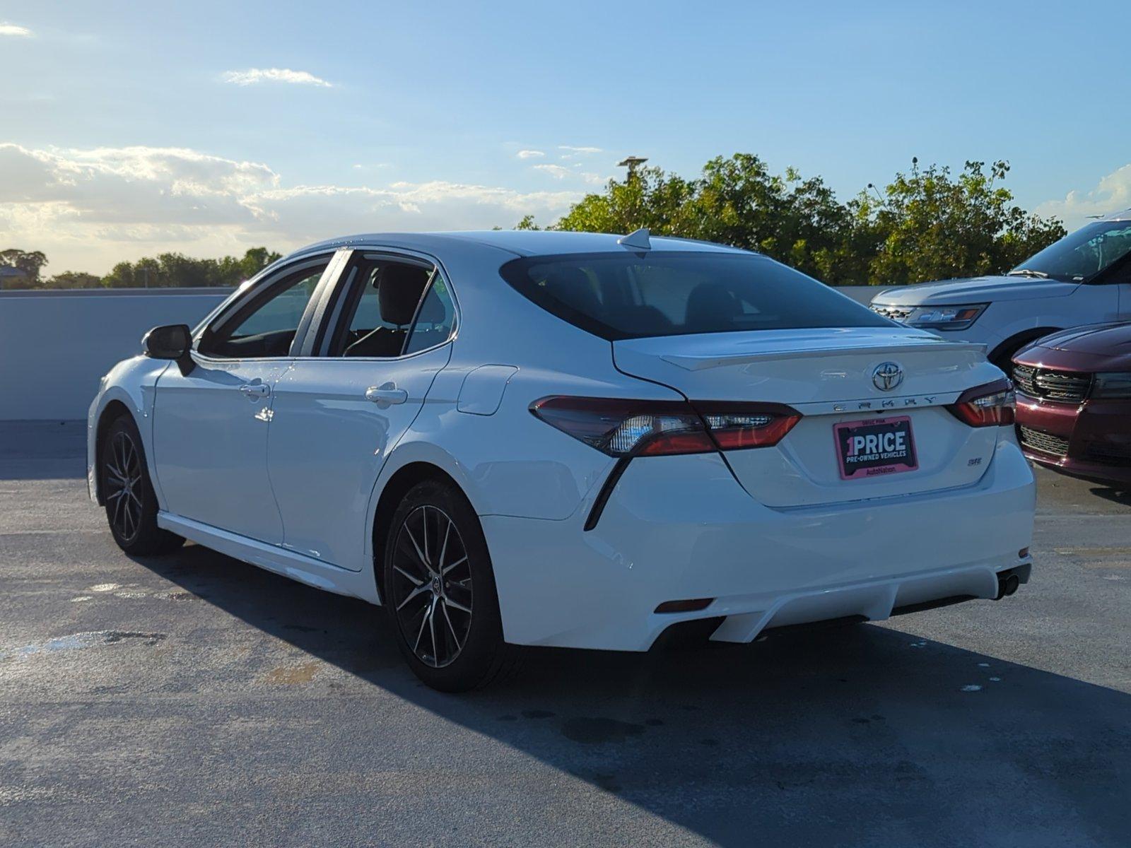 2022 Toyota Camry Vehicle Photo in Ft. Myers, FL 33907