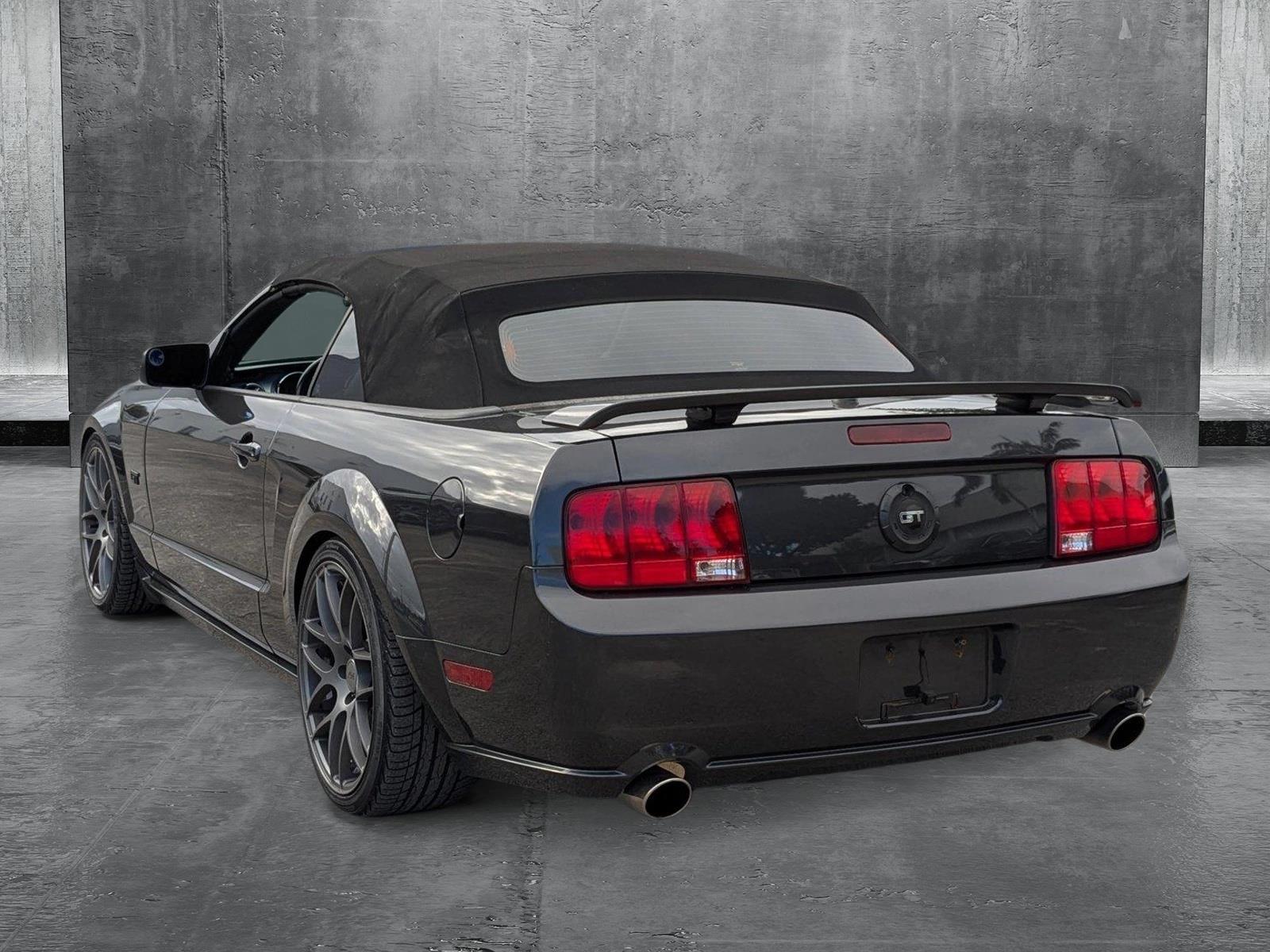 2007 Ford Mustang Vehicle Photo in Miami, FL 33015