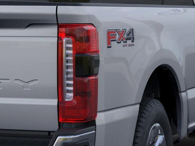 2024 Ford Super Duty F-350 SRW Vehicle Photo in Weatherford, TX 76087