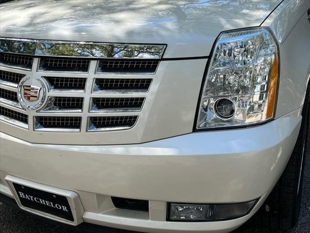 2014 Cadillac Escalade Vehicle Photo in SAN ANTONIO, TX 78230-1001