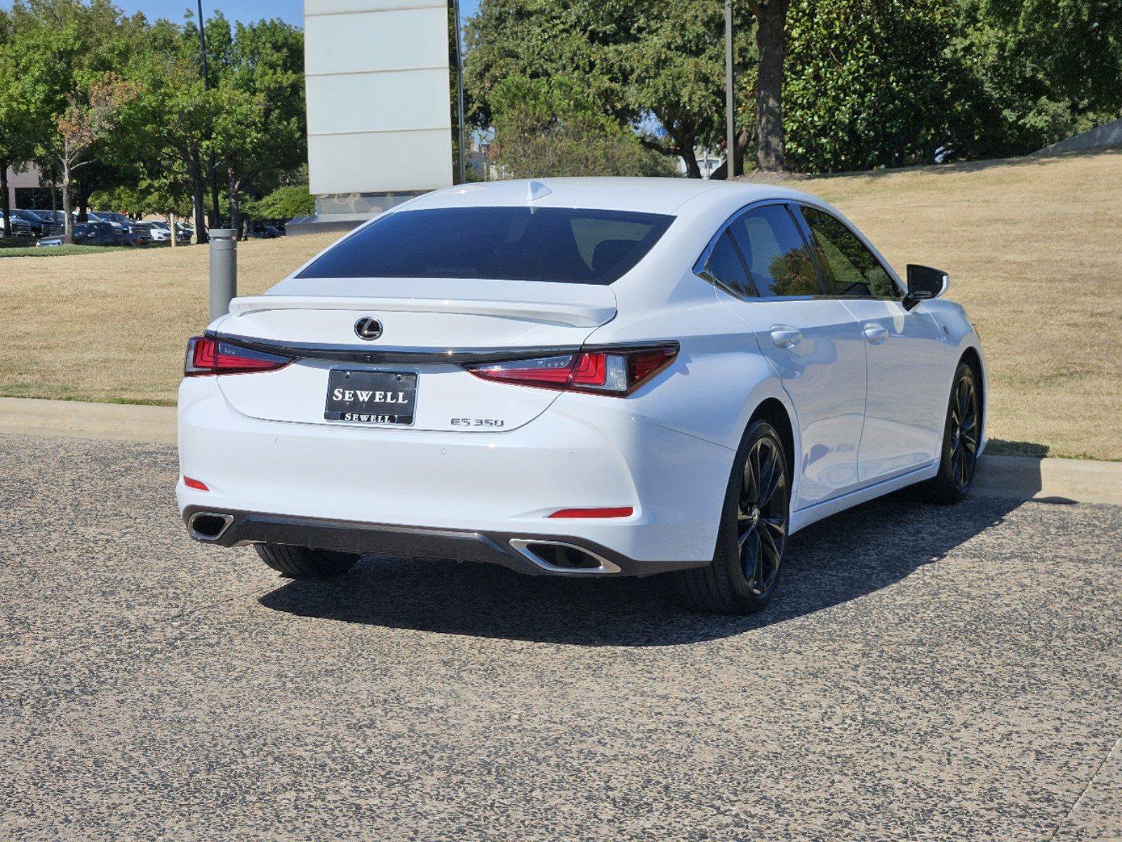 2022 Lexus ES 350 Vehicle Photo in FORT WORTH, TX 76132