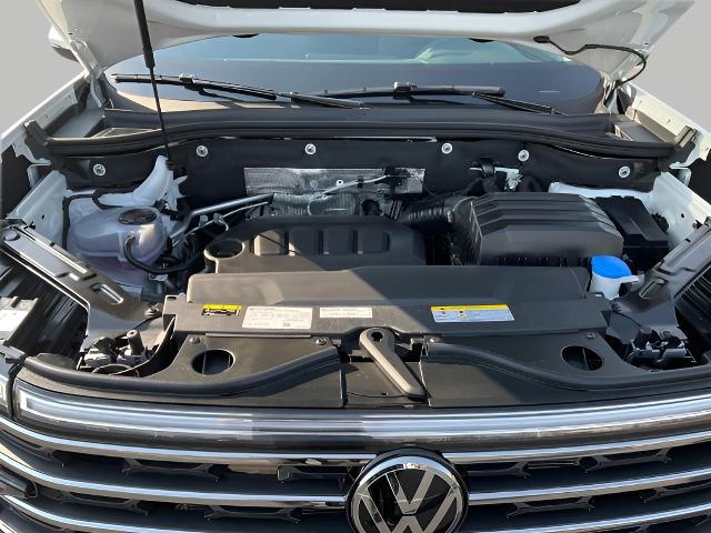 2025 Volkswagen Atlas Vehicle Photo in Oshkosh, WI 54904