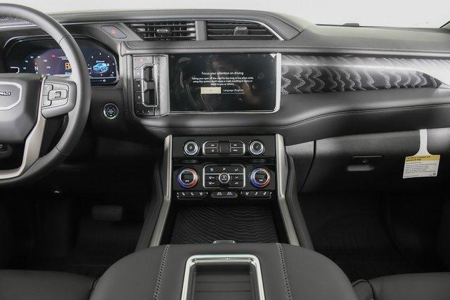 2024 GMC Yukon XL Vehicle Photo in PUYALLUP, WA 98371-4149