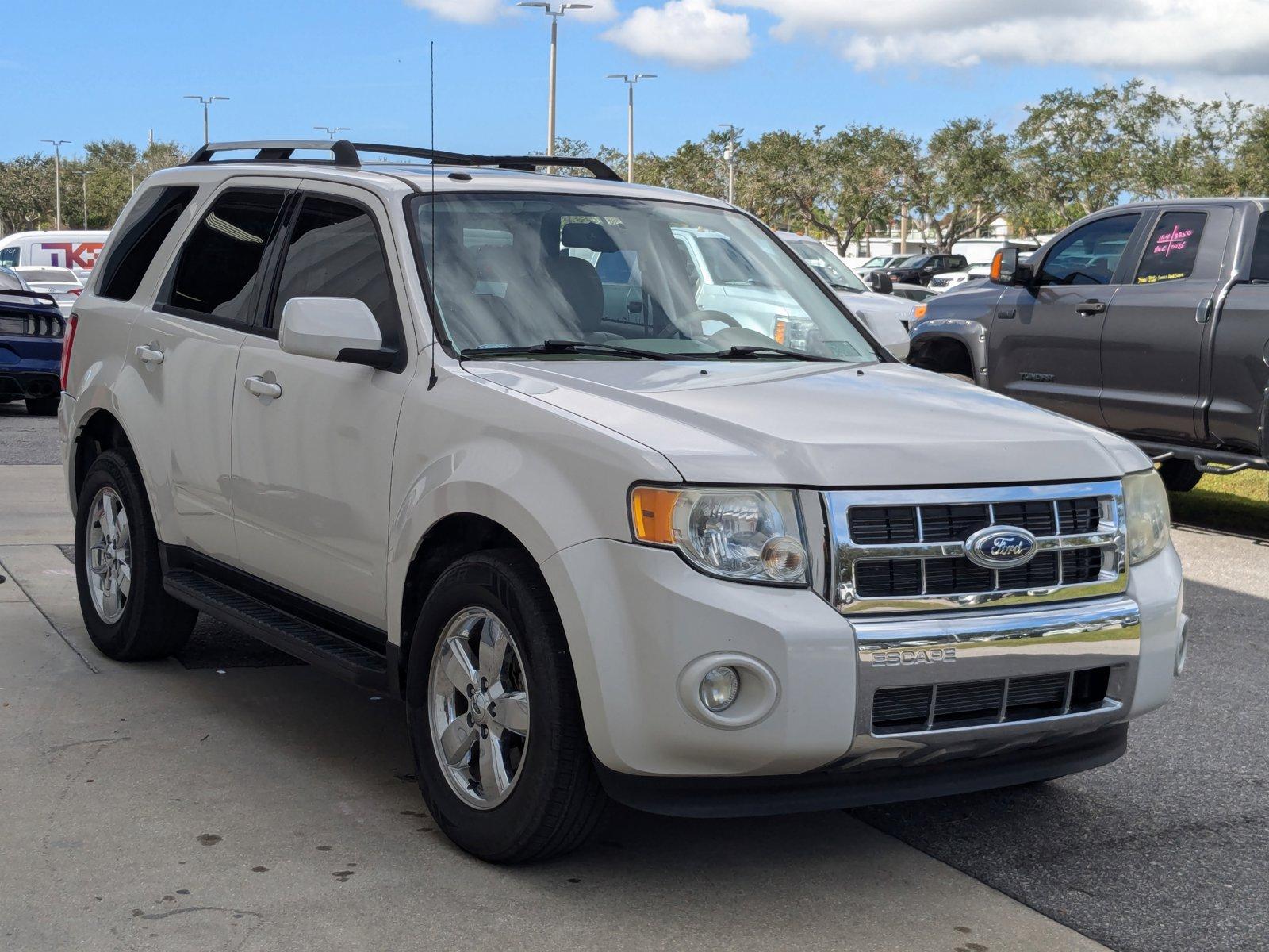 2010 Ford Escape Vehicle Photo in St. Petersburg, FL 33713