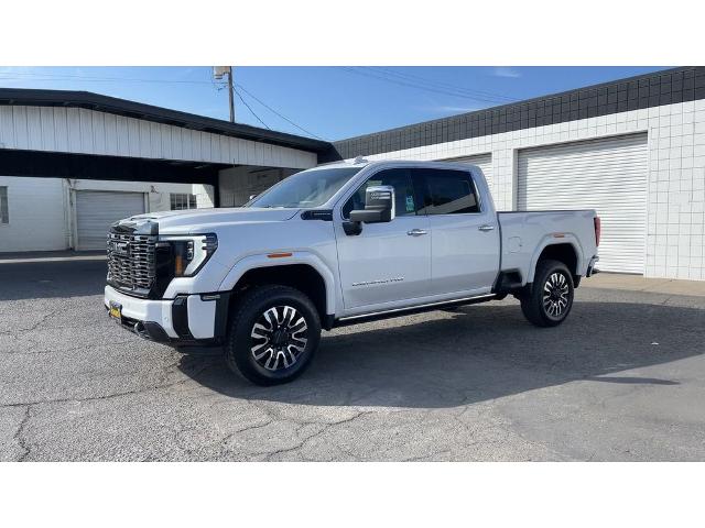 2025 GMC Sierra 2500 HD Vehicle Photo in TURLOCK, CA 95380-4918