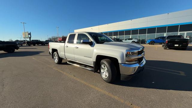 Used 2017 Chevrolet Silverado 1500 LT with VIN 1GCVKREC7HZ222257 for sale in Saint Cloud, Minnesota