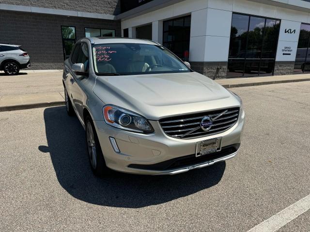 2017 Volvo XC60 Vehicle Photo in Appleton, WI 54914