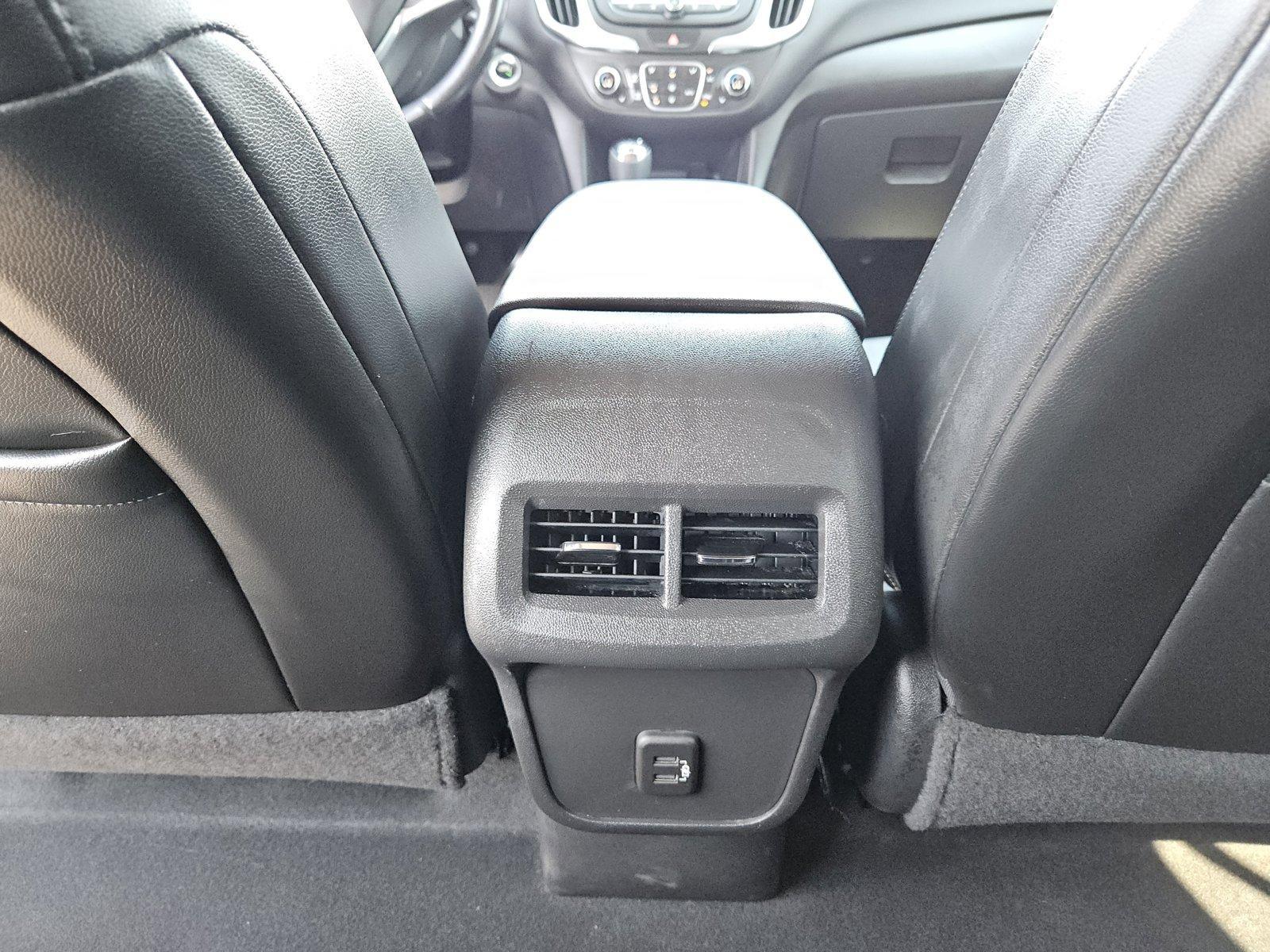 2020 Chevrolet Equinox Vehicle Photo in MESA, AZ 85206-4395