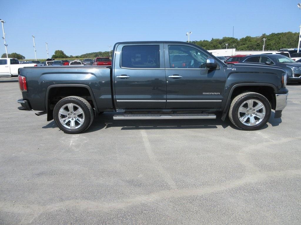 Used 2018 GMC Sierra 1500 SLT with VIN 3GTU2NEC2JG411635 for sale in Collinsville, IL