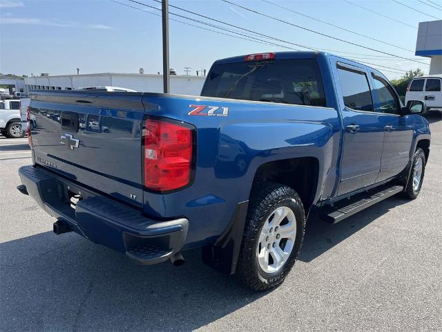 2018 Chevrolet Silverado 1500 Vehicle Photo in ALCOA, TN 37701-3235