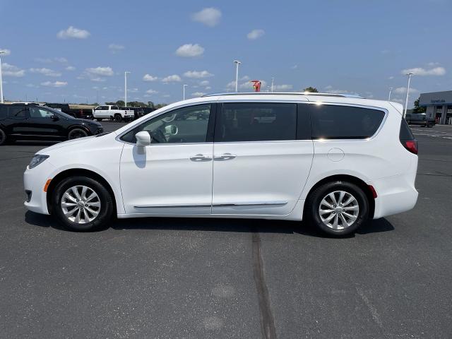 Used 2019 Chrysler Pacifica Touring L with VIN 2C4RC1BG5KR629356 for sale in Belle Plaine, MN