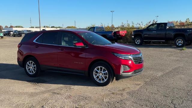 Used 2022 Chevrolet Equinox LT with VIN 3GNAXKEV0NL157626 for sale in Sterling Heights, MI