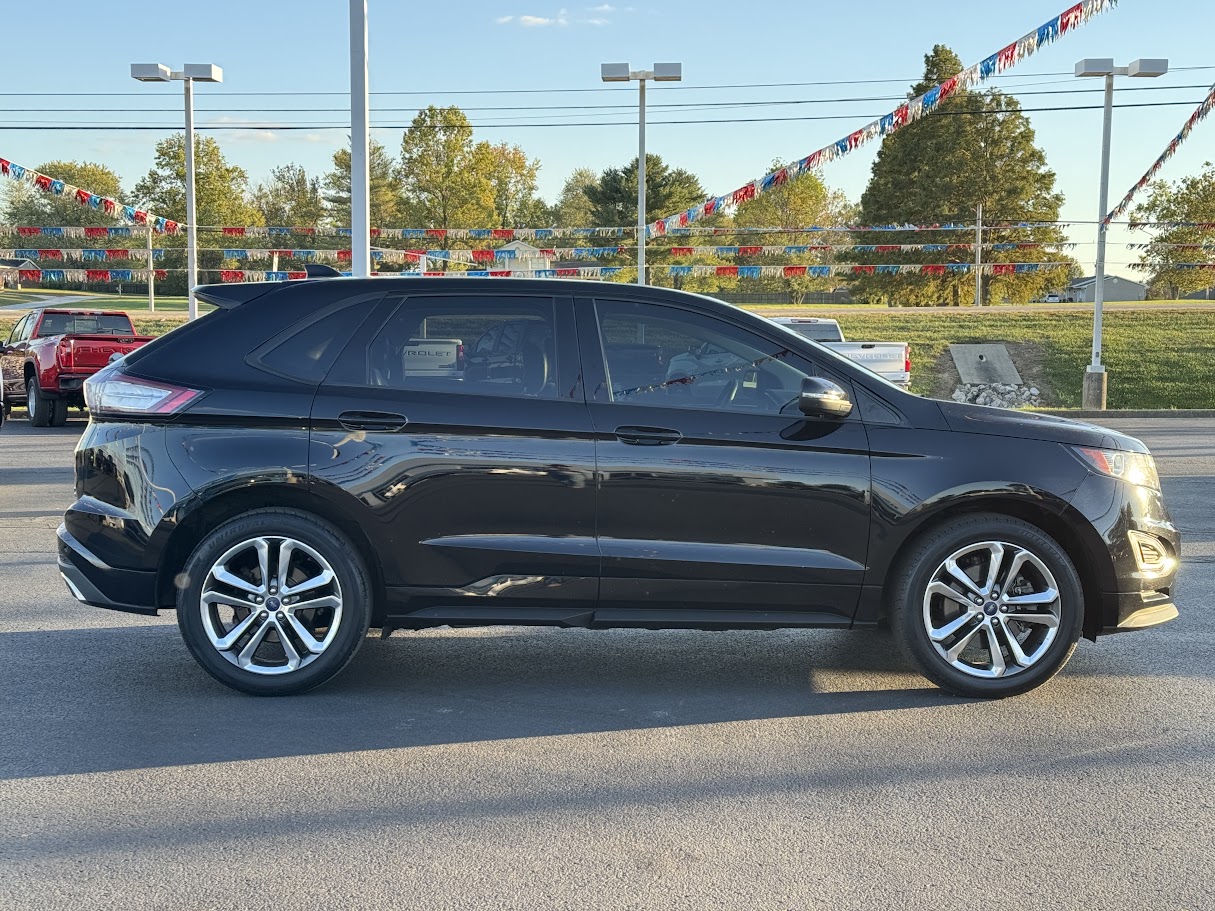 2016 Ford Edge Vehicle Photo in BOONVILLE, IN 47601-9633