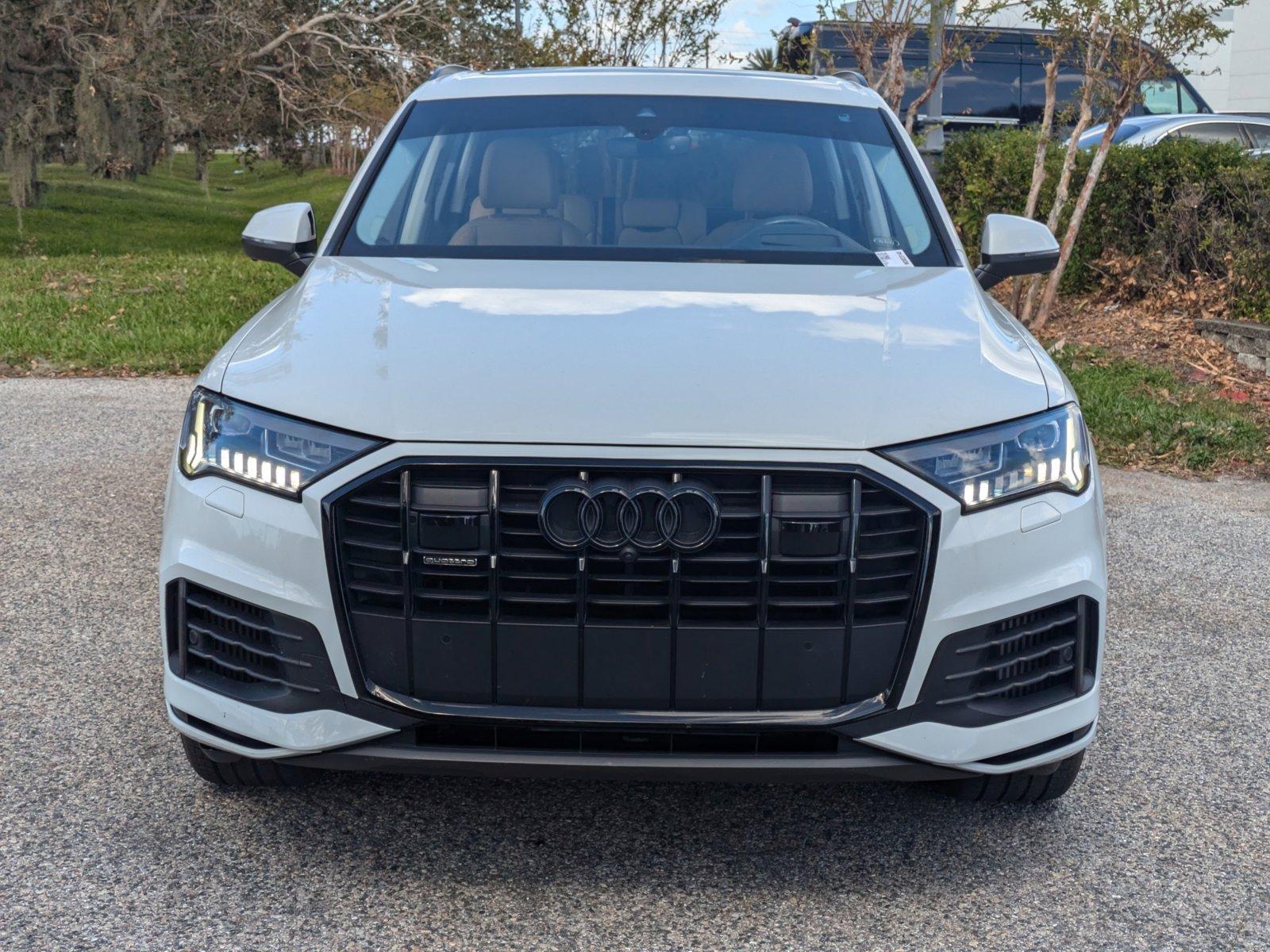 2021 Audi Q7 Vehicle Photo in Sarasota, FL 34231