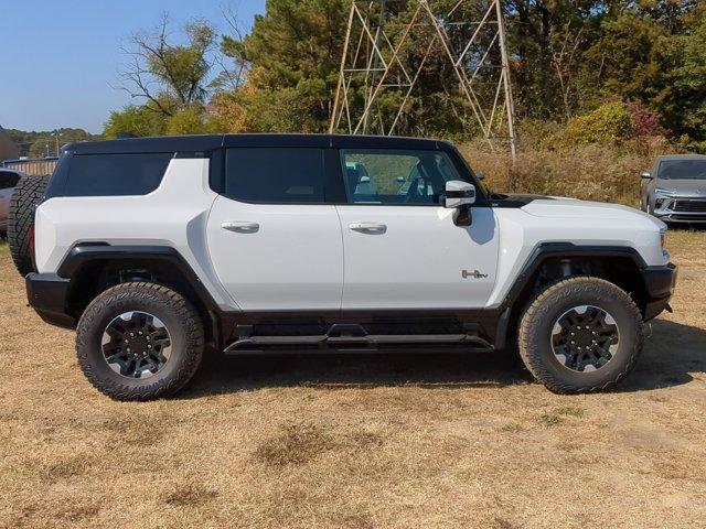 2025 GMC HUMMER EV SUV Vehicle Photo in ALBERTVILLE, AL 35950-0246