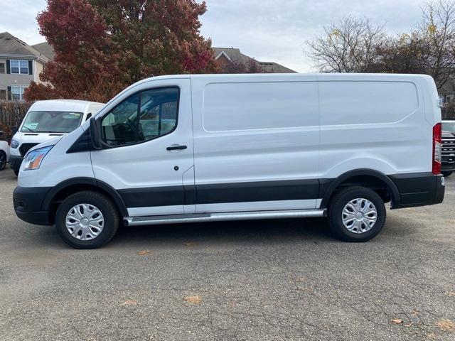 2022 Ford Transit Cargo Van Vehicle Photo in Mahwah, NJ 07430-1343