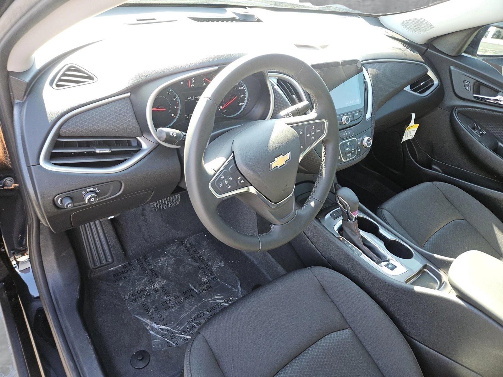 2025 Chevrolet Malibu Vehicle Photo in NORTH RICHLAND HILLS, TX 76180-7199