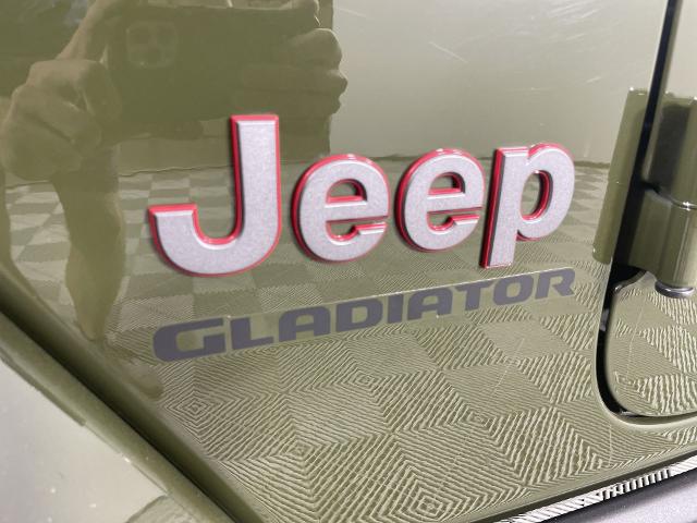 2022 Jeep Gladiator Vehicle Photo in GILBERT, AZ 85297-0402