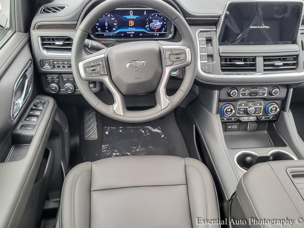 2024 Chevrolet Suburban Vehicle Photo in AURORA, IL 60503-9326