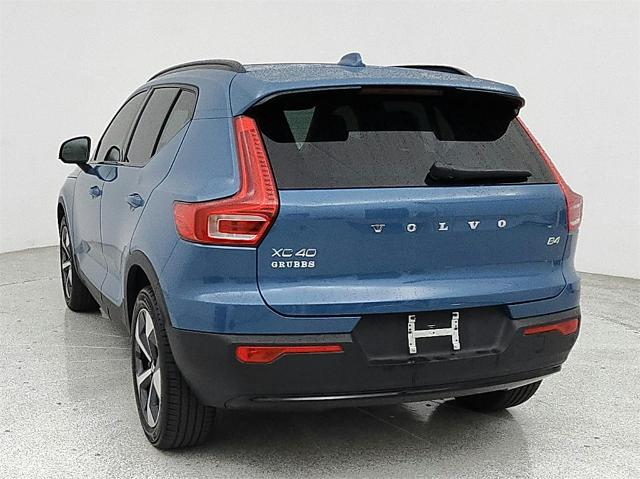 2023 Volvo XC40 Vehicle Photo in Grapevine, TX 76051