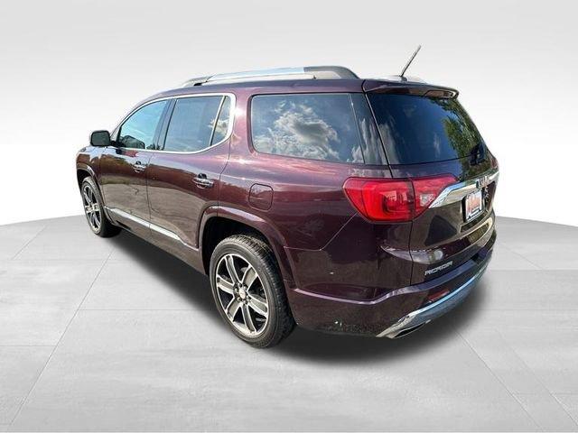 2017 GMC Acadia Vehicle Photo in MEDINA, OH 44256-9631