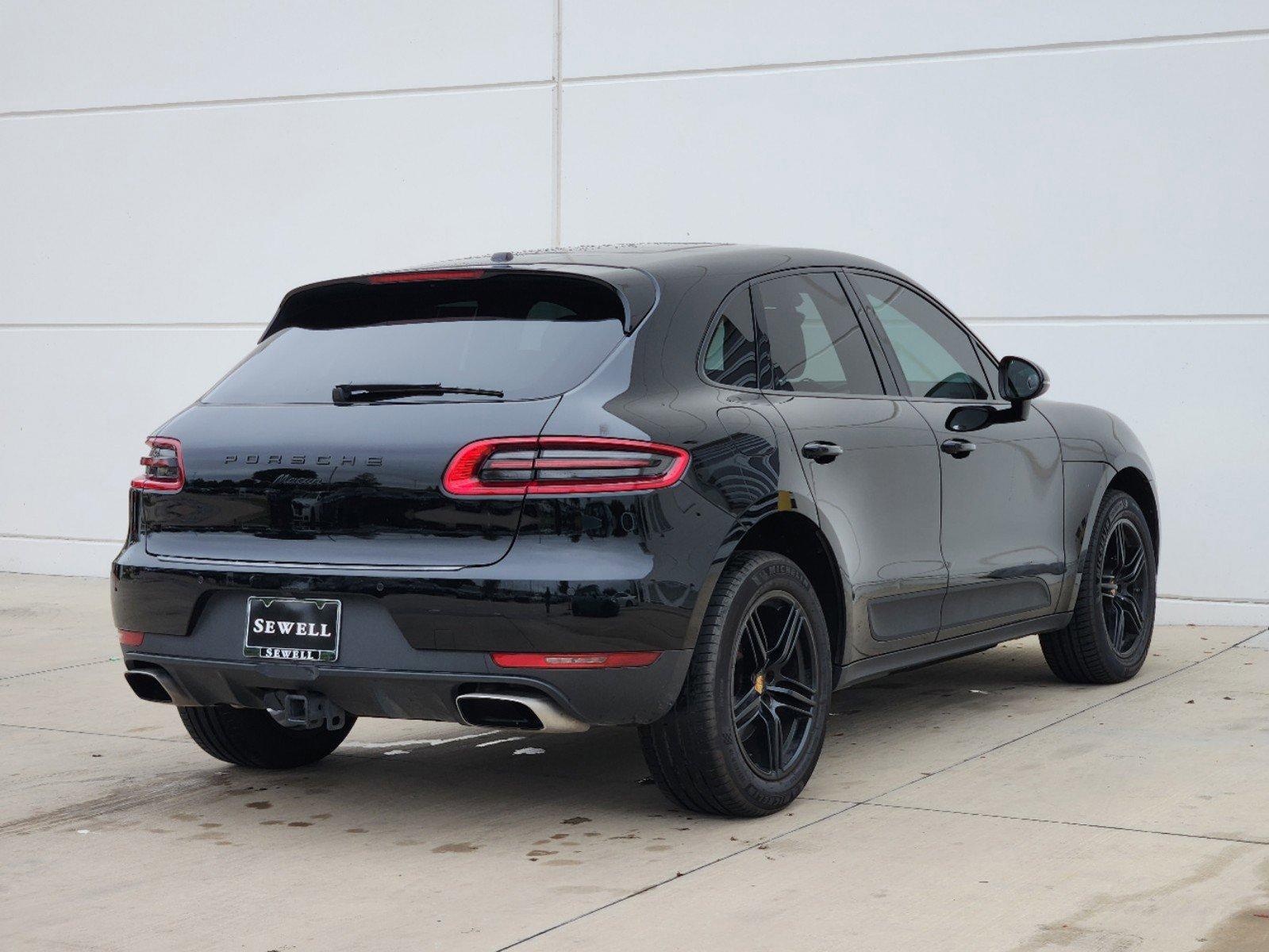 2018 Porsche Macan Vehicle Photo in PLANO, TX 75024