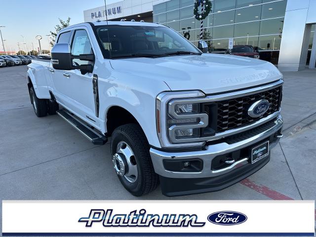 2024 Ford Super Duty F-350 DRW Vehicle Photo in Terrell, TX 75160